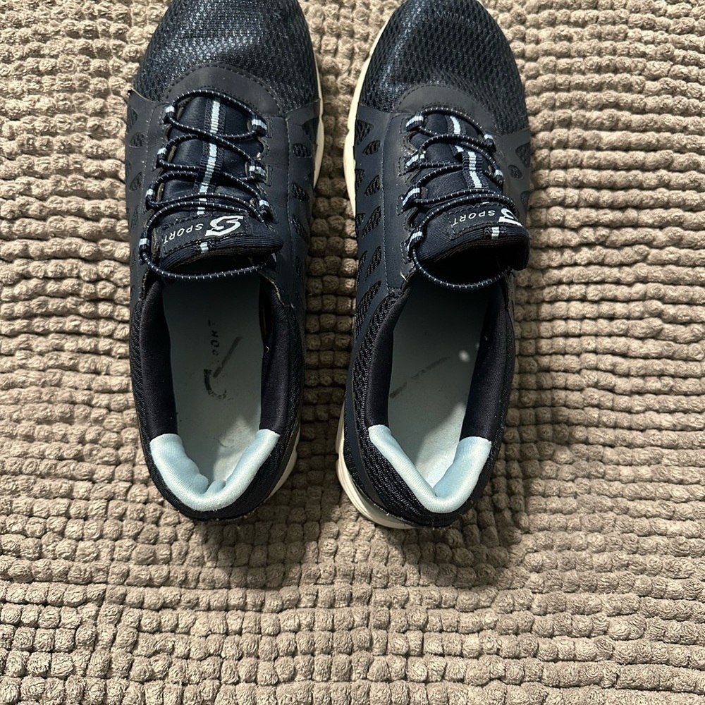Women’s Navy  Athletic Shoes